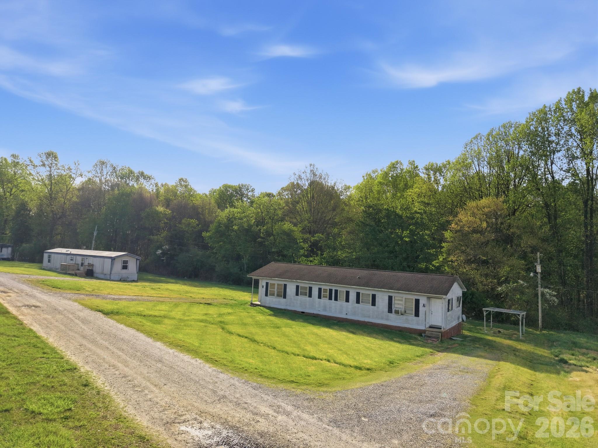 Photo 3 of House for sale at 114/116/137/154 Harrington Pl Dr, Taylorsville, NC 28681 | MLS# 4421001 | Listing updated on 2026-09-03