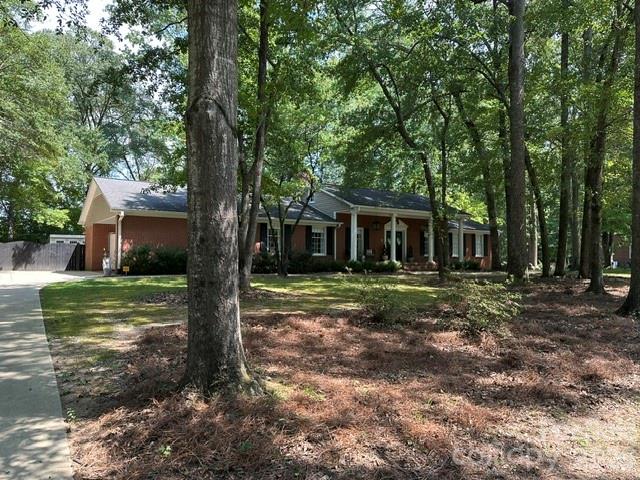 Photo 5 of Single family home for sale at 1414 Clark Pl, Lancaster, SC 29720 | MLS# 4421006 | Listing updated on 2026-09-05