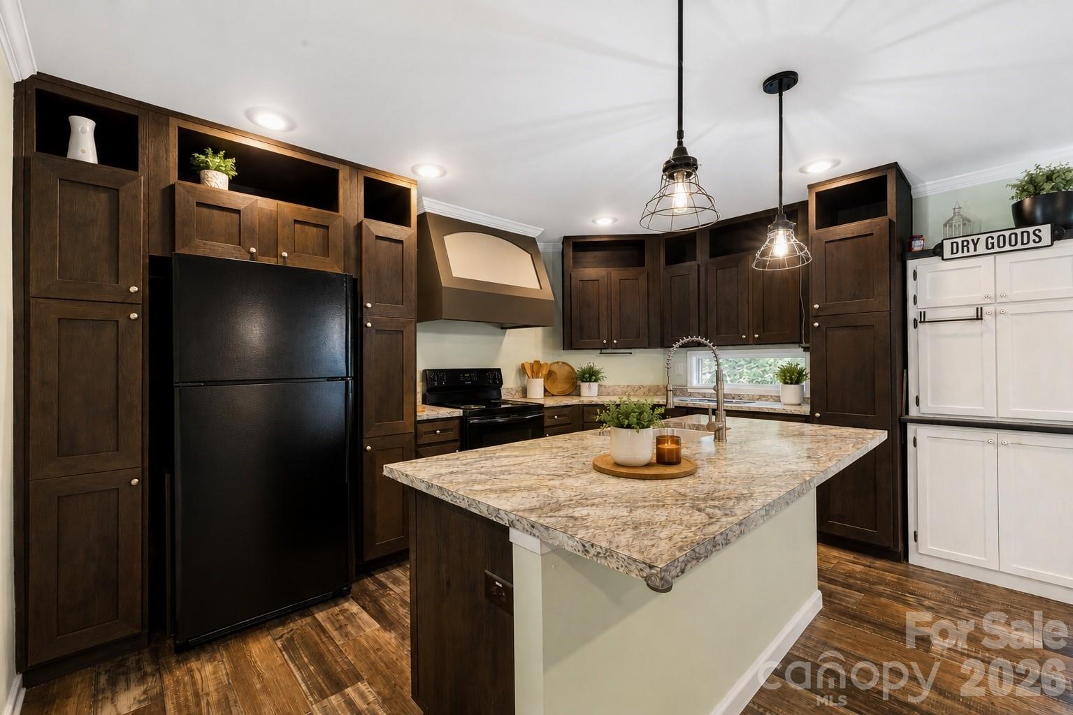 Photo 4 of Single family home for sale at 36 Woodrat Dr, Burnsville, NC 28714 | MLS# 4421130 | Listing updated on 2026-09-04