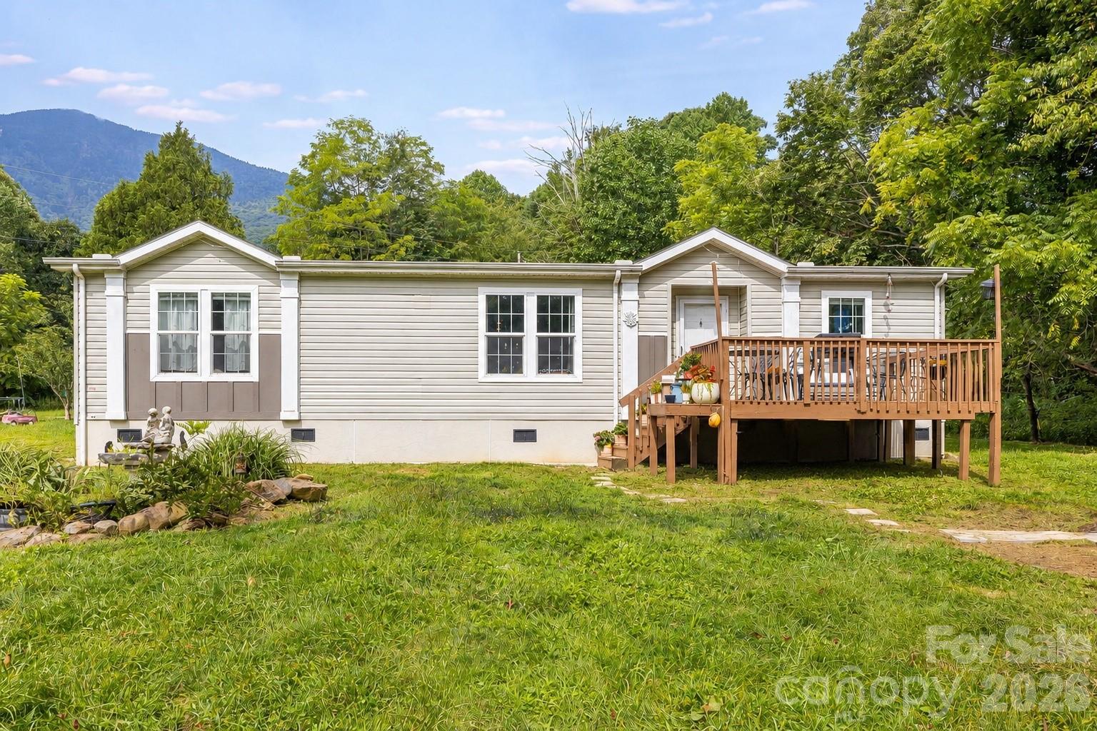 Photo 1 of Single family home for sale at 36 Woodrat Dr, Burnsville, NC 28714 | MLS# 4421130 | Listing updated on 2026-09-04