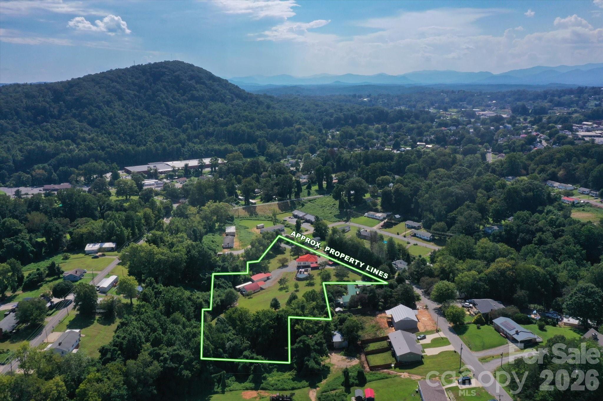 Photo 5 of Single family home for sale at 466 Miller Ave, Marion, NC 28752 | MLS# 4421157 | Listing updated on 2026-09-06