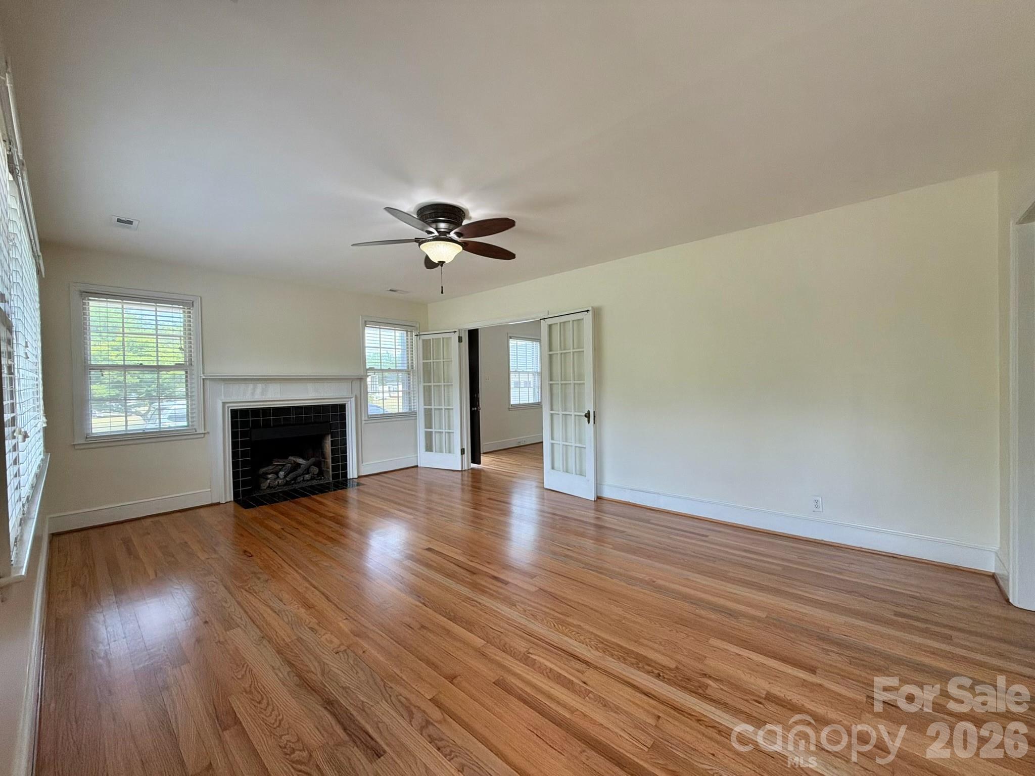Photo 4 of Single family home for sale at 917 W Pine St, Blacksburg, SC 29702 | MLS# 4421178 | Listing updated on 2026-09-05