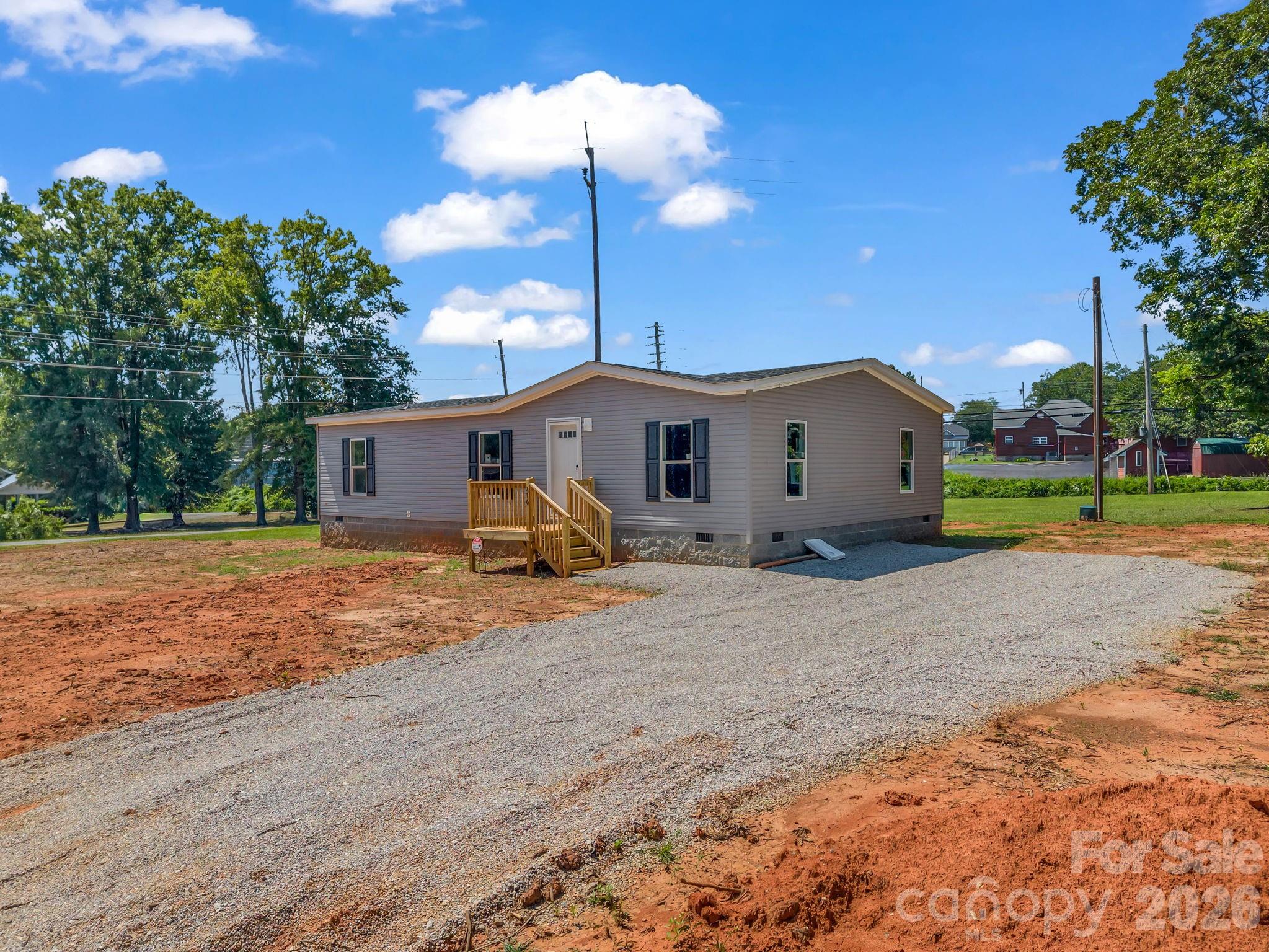 Photo 2 of Single family home for sale at 276 Mulberry St, Forest City, NC 28043 | MLS# 4421224 | Listing updated on 2026-09-04