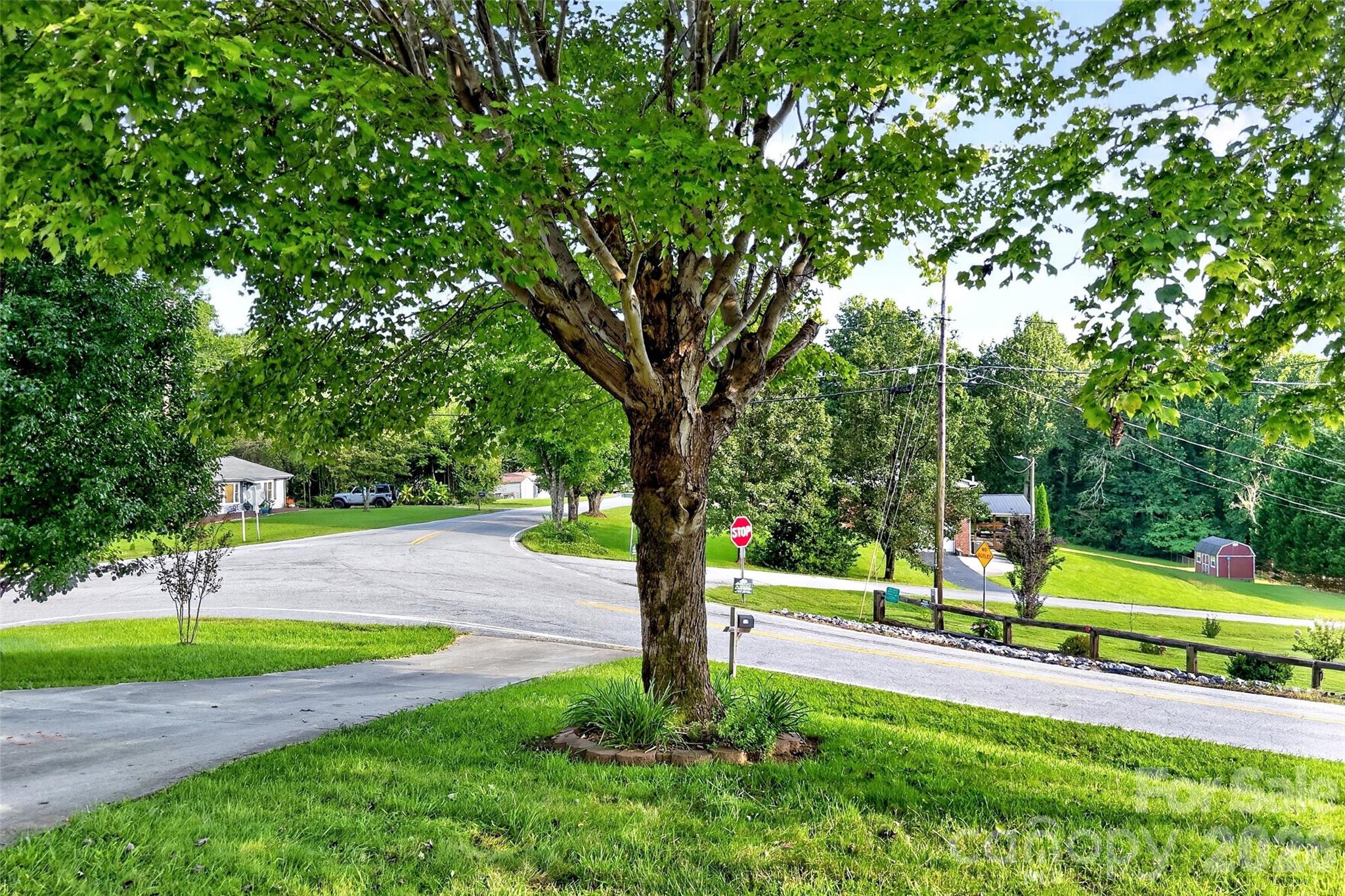 Photo 35 of Single family home for sale at 2406 Nix Crk Rd, Marion, NC 28752 | MLS# 4421289 | Listing updated on 2026-09-05