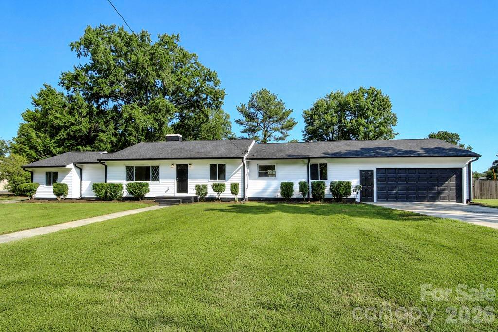Photo 1 of Single family home for sale at 300 King St, Monroe, NC 28110 | MLS# 4421432 | Listing updated on 2026-09-05