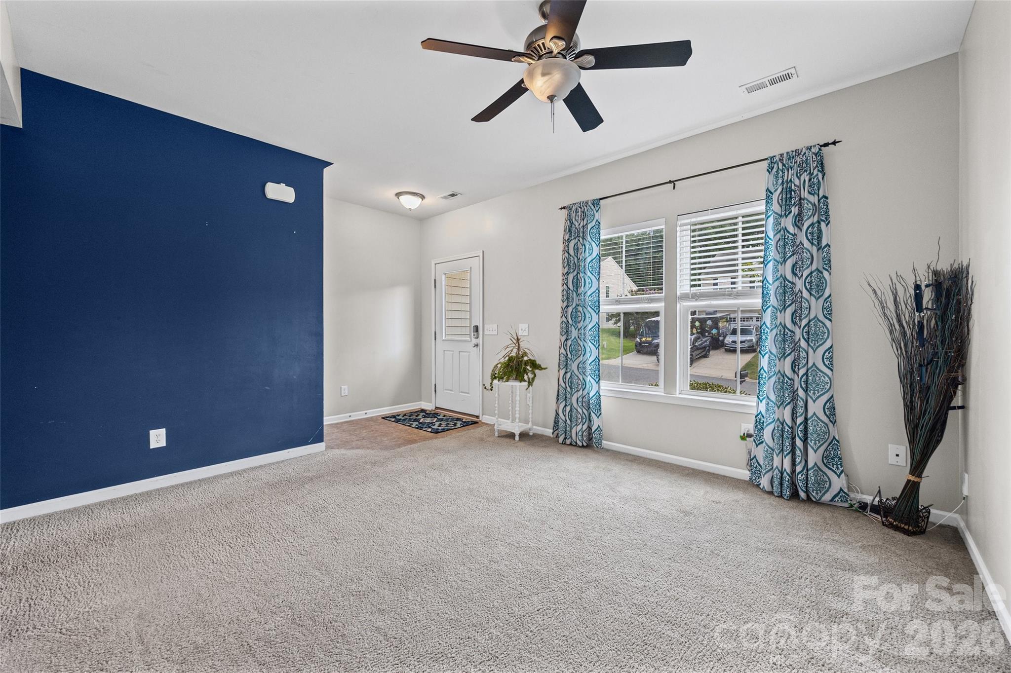 Photo 5 of Single family home for sale at 3011 Rhododendron Pl, Clover, SC 29710 | MLS# 4421456 | Listing updated on 2026-09-05