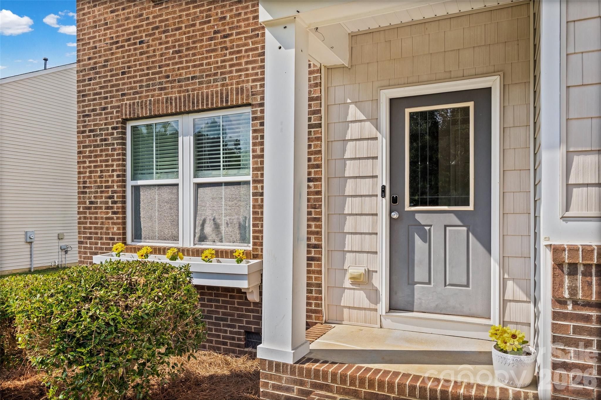 Photo 2 of Single family home for sale at 3011 Rhododendron Pl, Clover, SC 29710 | MLS# 4421456 | Listing updated on 2026-09-05