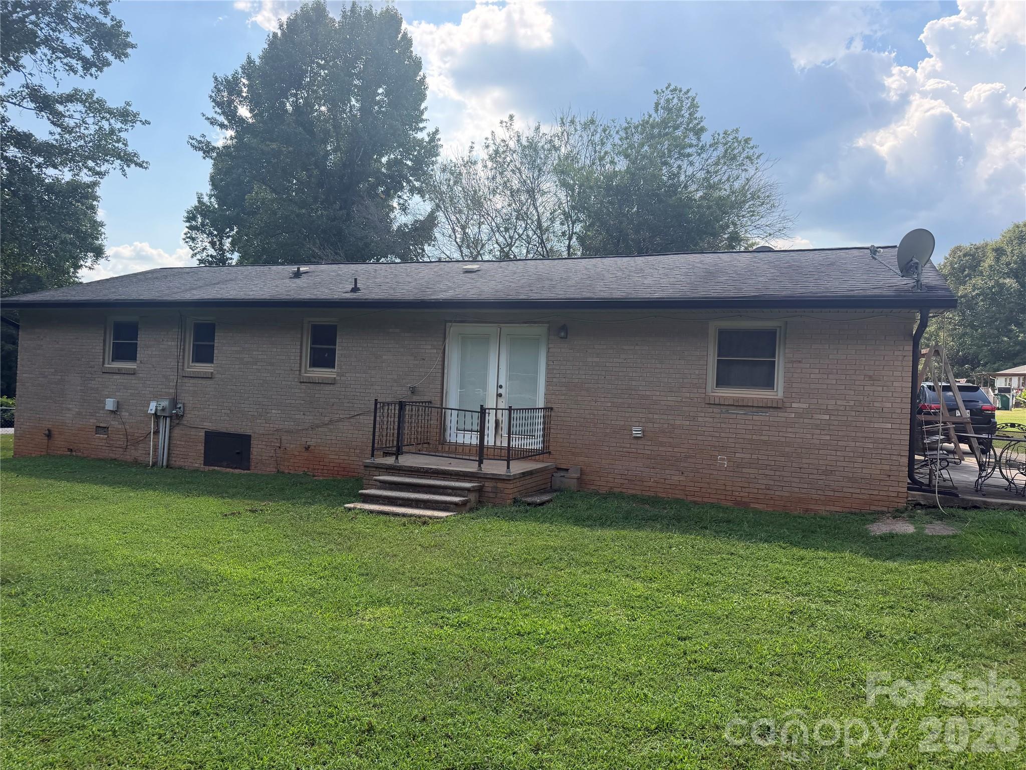 Photo 5 of Single family home for sale at 344 Pearson St, Blacksburg, SC 29702 | MLS# 4421604 | Listing updated on 2026-09-05