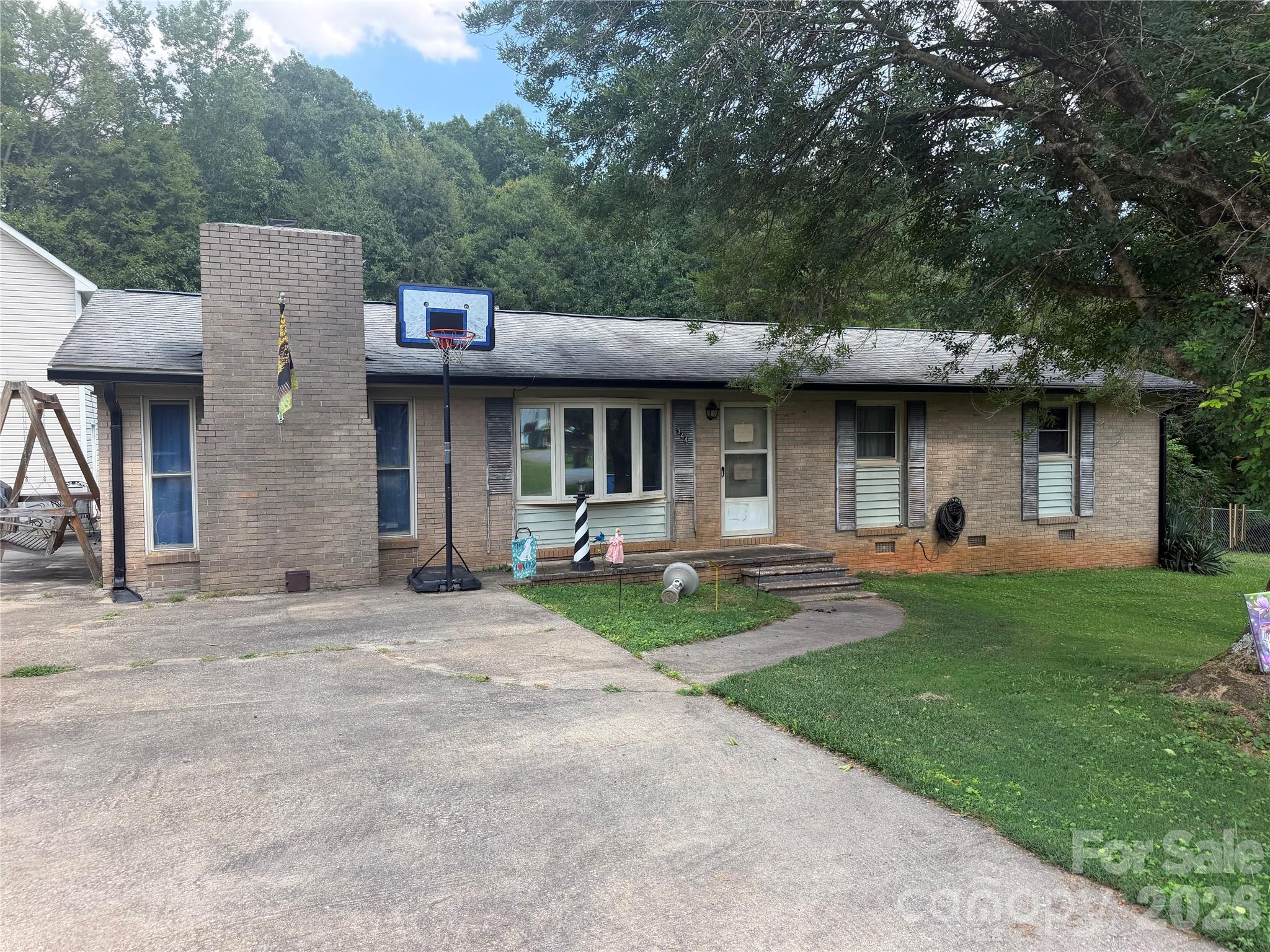 Photo 2 of Single family home for sale at 344 Pearson St, Blacksburg, SC 29702 | MLS# 4421604 | Listing updated on 2026-09-05