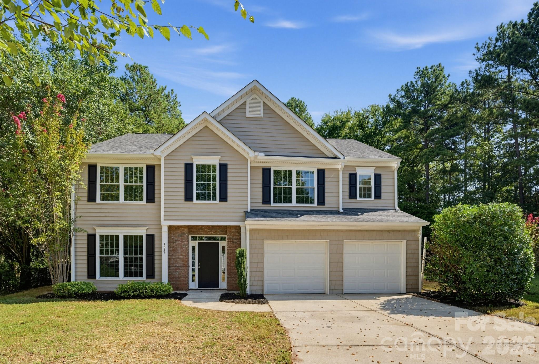 Photo 2 of Single family home for sale at 1317 Cool Mist Ct, Fort Mill, SC 29707 | MLS# 4421631 | Listing updated on 2026-09-05