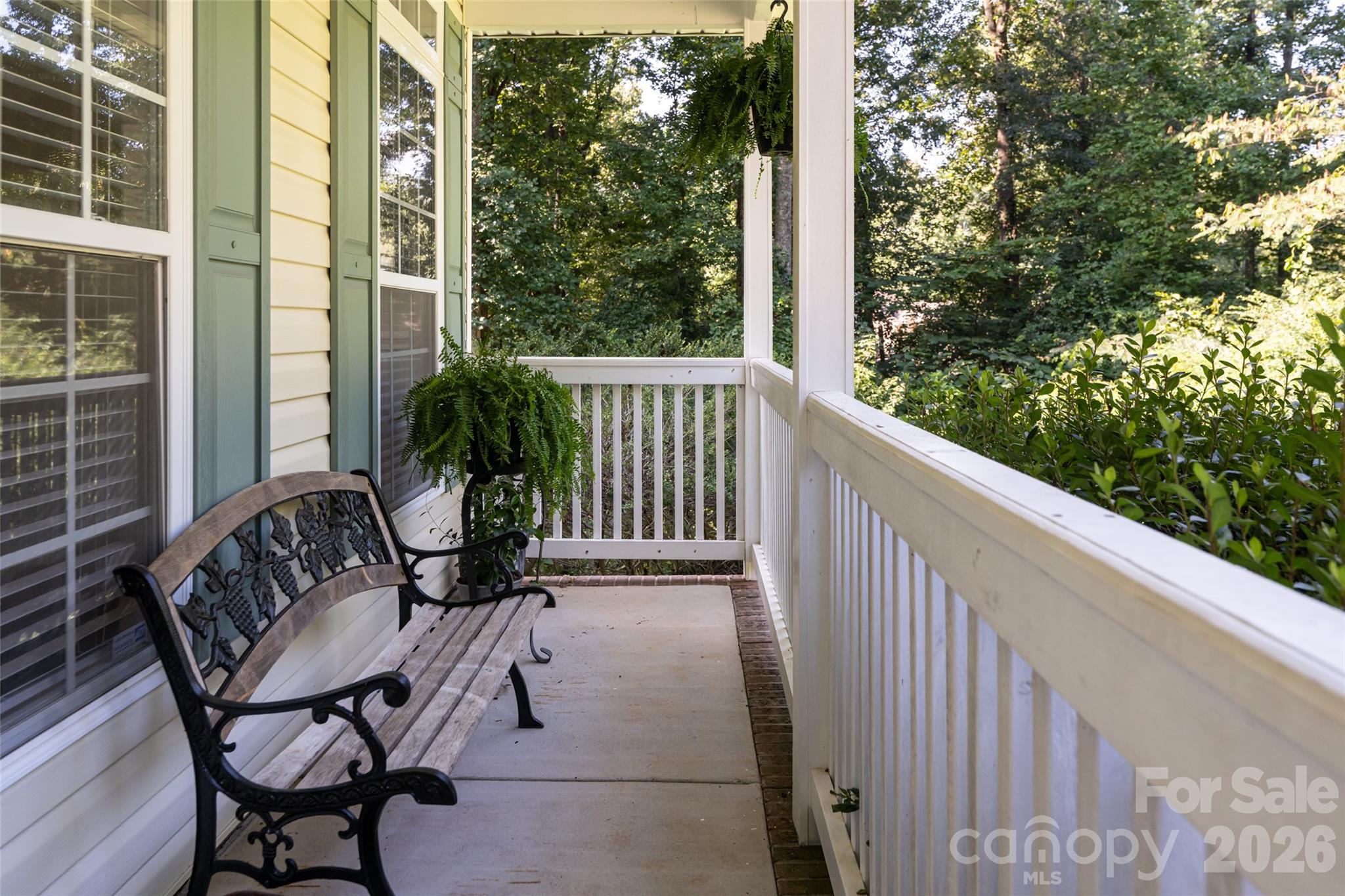 Photo 4 of Single family home for sale at 216 Holly Ln, Greer, SC 29651 | MLS# 4421650 | Listing updated on 2026-09-05