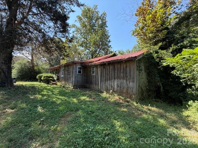 Photo 3 of Single family home for sale at 3205 Oran Yount Ln, Granite Falls, NC 28630 | MLS# 4421889 | Listing updated on 2026-09-05