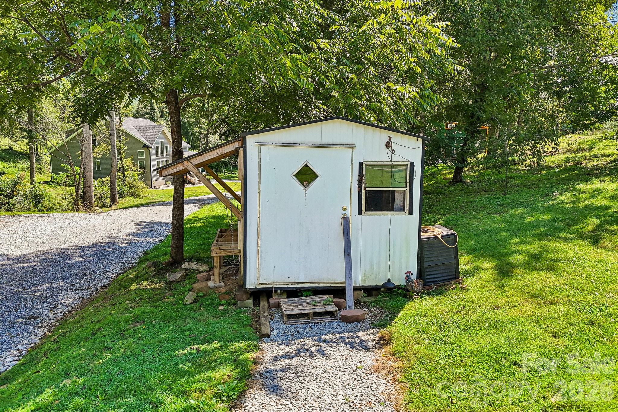 Photo 39 of Single family home for sale at 224 & 198 Carpenter Rd, Marion, NC 28752 | MLS# 4421955 | Listing updated on 2026-09-05