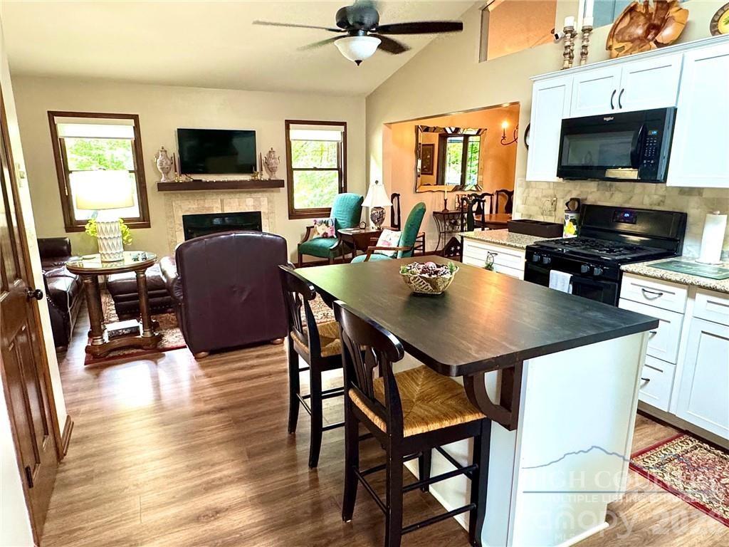 Photo 5 of Single family home for sale at 76 Whispering Pine Loop, Newland, NC 28657 | MLS# 4422053 | Listing updated on 2026-09-05