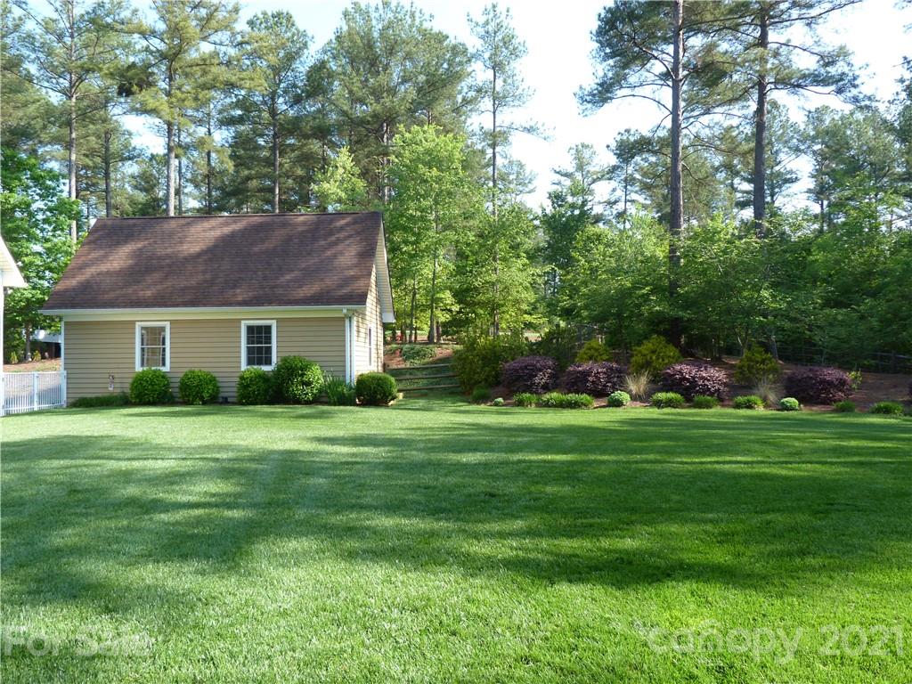 4th image of 207 Lake Front Dr, Connellys Springs, NC 28612 | MLS# 3714707