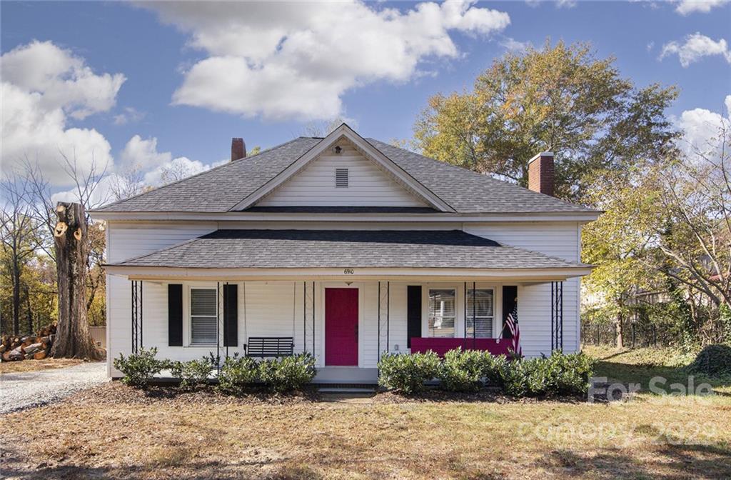 Homes for sale in Harrisburg, NC | 6910 Hickory Ridge Rd, Harrisburg, NC 28075 | MLS# 3923765