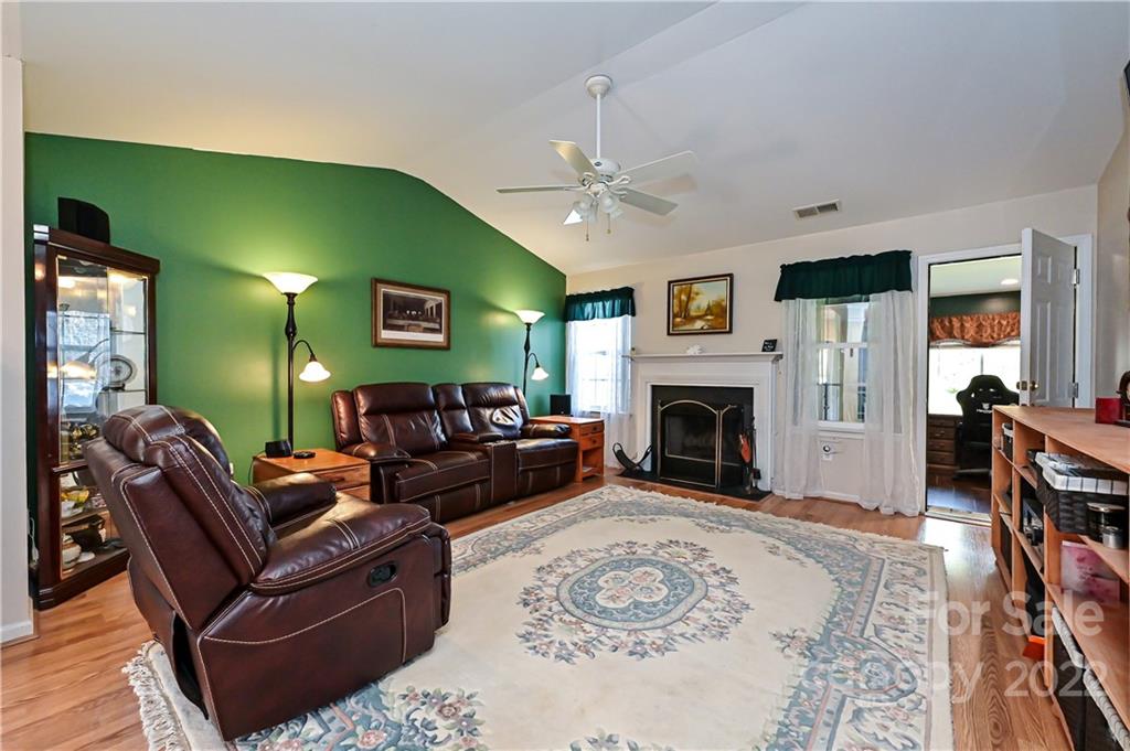 Homes for sale in Mc Connells, SC | 2642 Gradys Ground Dr, Mc Connells, SC 29726 | MLS# 3924642