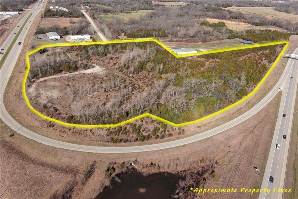 Homes for sale in Bonner Springs, KS | 13840 State Ave, Bonner Springs, KS 66012 | MLS# 1977557