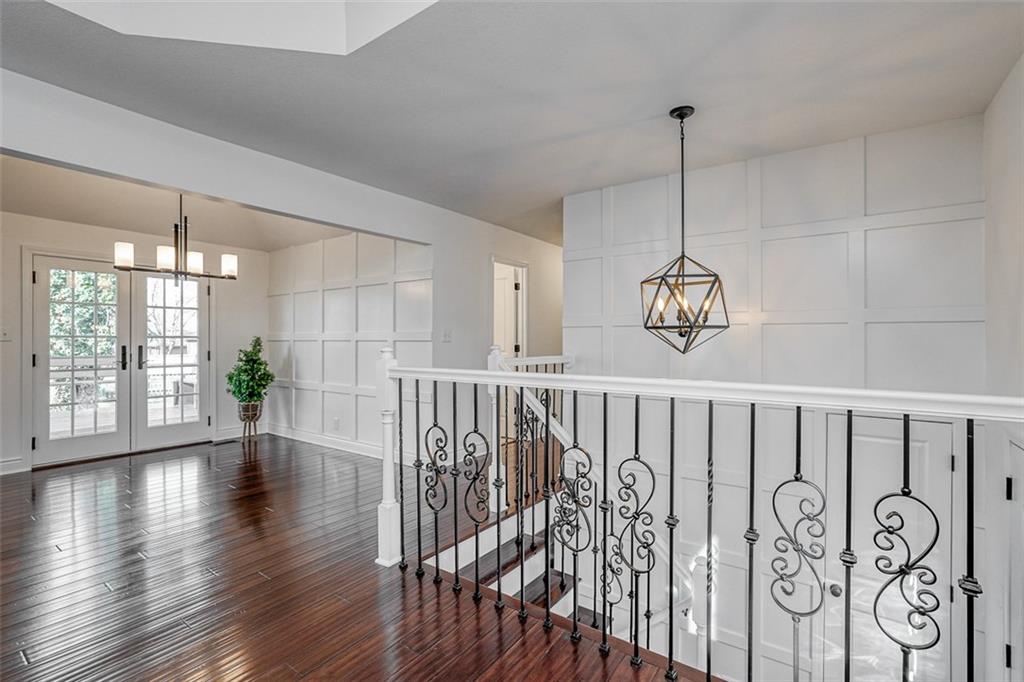 3rd image of 520 Ne Bristol Dr, Lees Summit, MO 64086 | MLS# 2417617