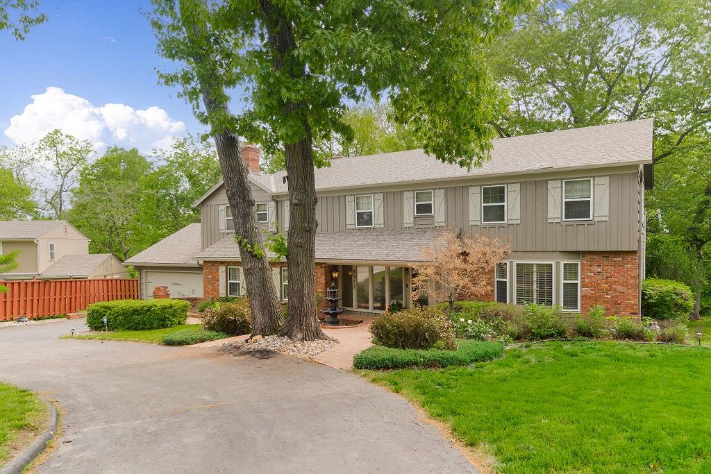 Homes for sale in Merriam, KS | 6317 Sherwood Ln, Merriam, KS 66203 | MLS# 2434981