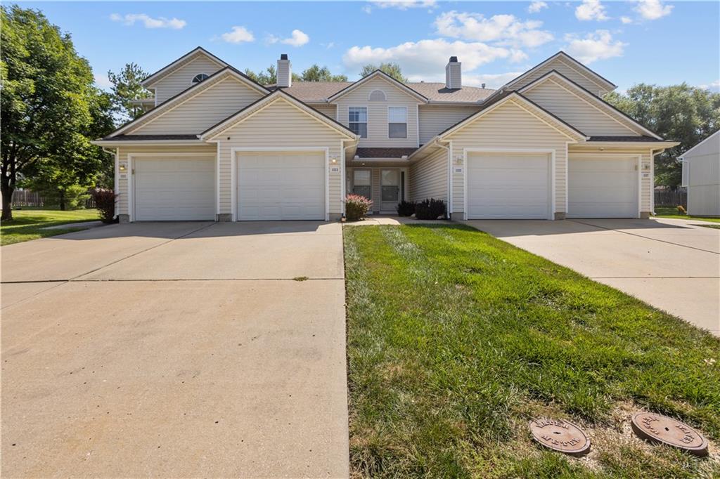 1st image of 1323 Se Lexington Ave, Lees Summit, MO 64081 | MLS# 2449902