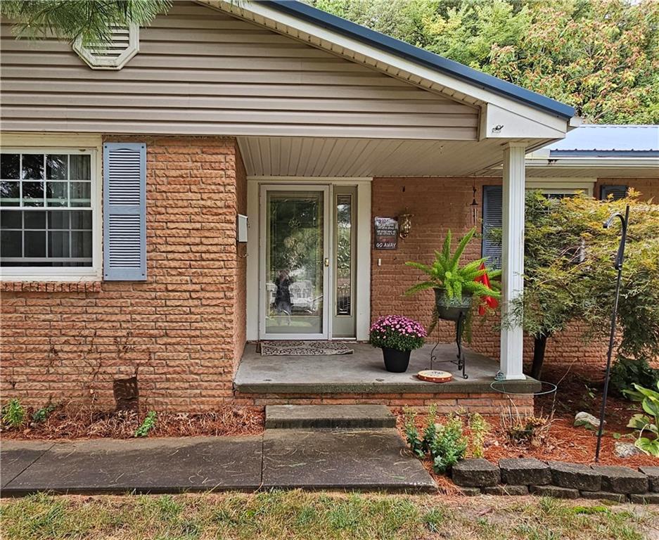 Homes for sale in Saint Joseph, MO | 3104 Hampton Rd, Saint Joseph, MO 64505 | MLS# 2456092
