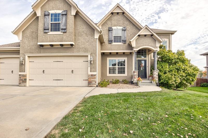Homes for sale in Lees Summit, MO | 1412 Sw Whistle Dr, Lees Summit, MO 64082 | MLS# 2461482