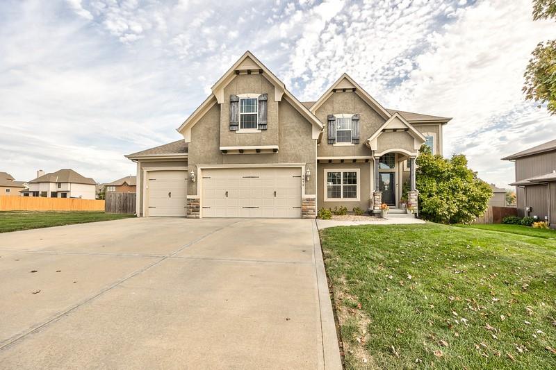Homes for sale in Lees Summit, MO | 1412 Sw Whistle Dr, Lees Summit, MO 64082 | MLS# 2461482