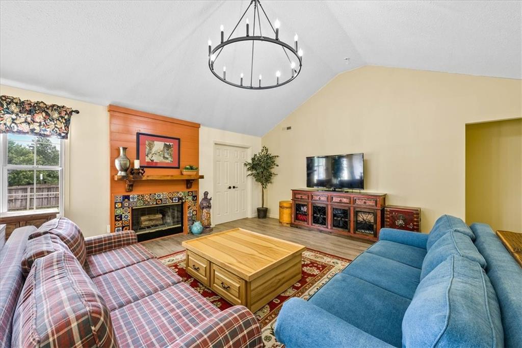 Homes for sale in Lawrence, KS | 2704 Ann Ct, Lawrence, KS 66046 | MLS# 2490947