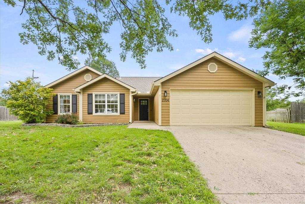 Homes for sale in Lawrence, KS | 2704 Ann Ct, Lawrence, KS 66046 | MLS# 2490947