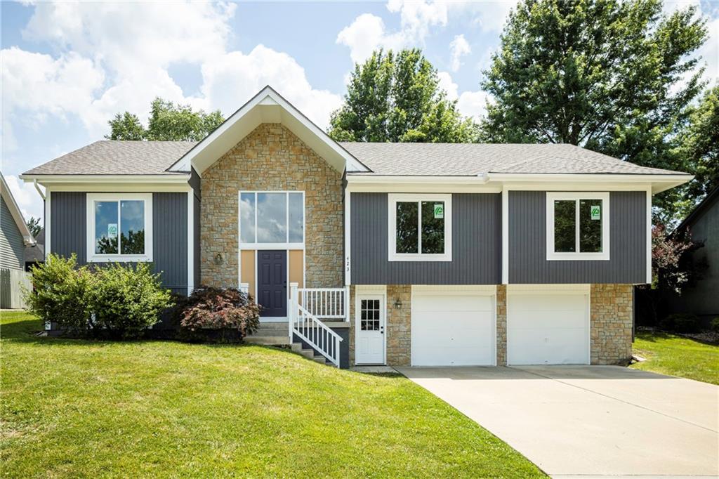 Homes for sale in Lees Summit, MO | 423 Sw Windmill Ln, Lees Summit, MO 64082 | MLS# 2495289