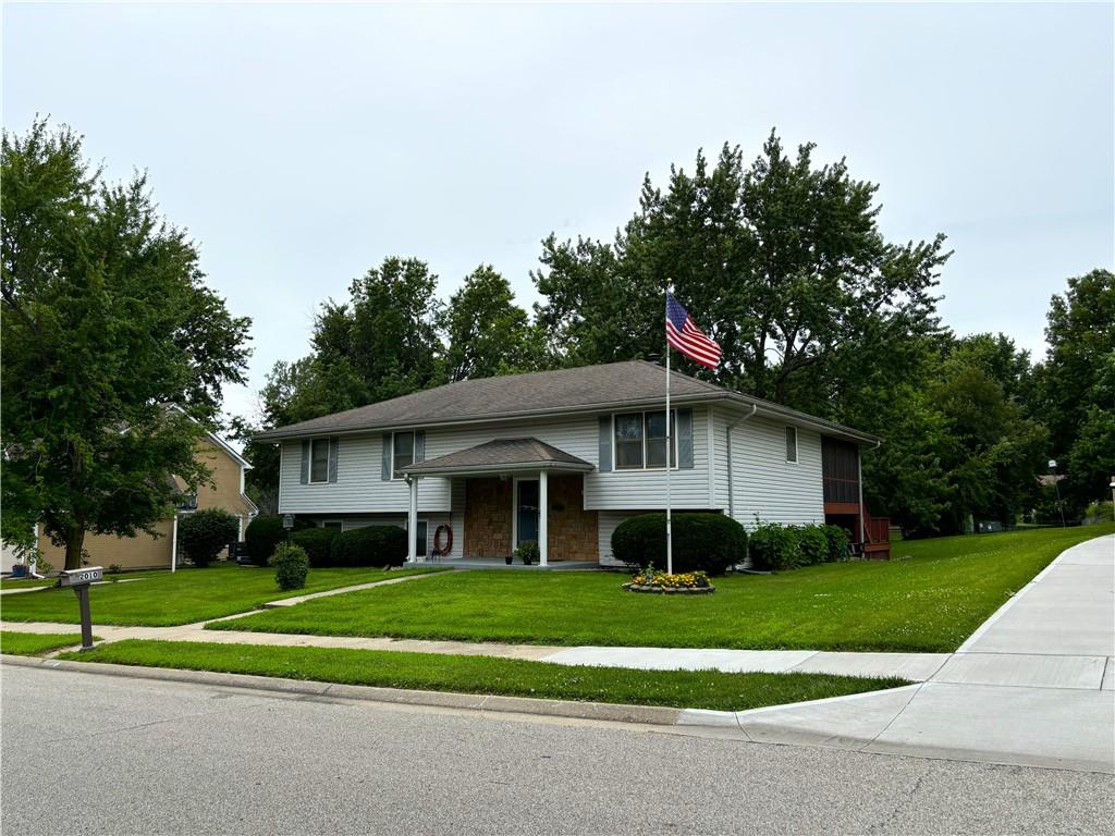 Homes for sale in Saint Joseph, MO | 2010 Buckingham St, Saint Joseph, MO 64506 | MLS# 2496738
