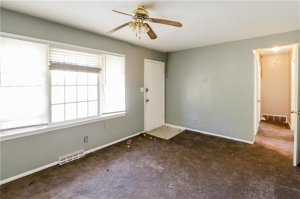Photo 2 of Single Family Residence at 7815 Ozark Rd, Kansas City, MO 64129 | MLS# 2517227 | | Sold on 2025-03-10