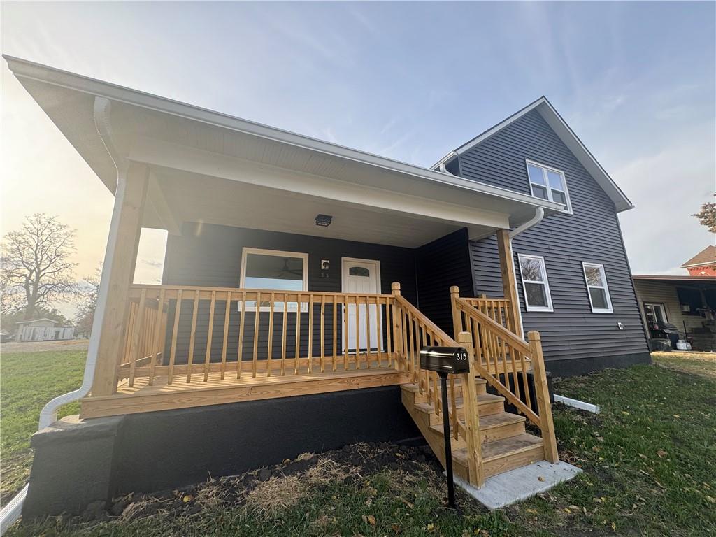 Homes for sale in Stanberry, MO | 315 N Park St, Stanberry, MO 64489 | MLS# 2517496