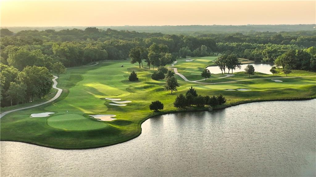 Homes for sale in Stilwell, KS | 17285 Galloway Dr, Stilwell, KS 66085 | MLS# 2517930