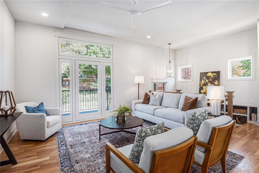 Homes for sale in Kansas City, MO | 55 E 36Th St, Kansas City, MO 64111 | MLS# 2520832