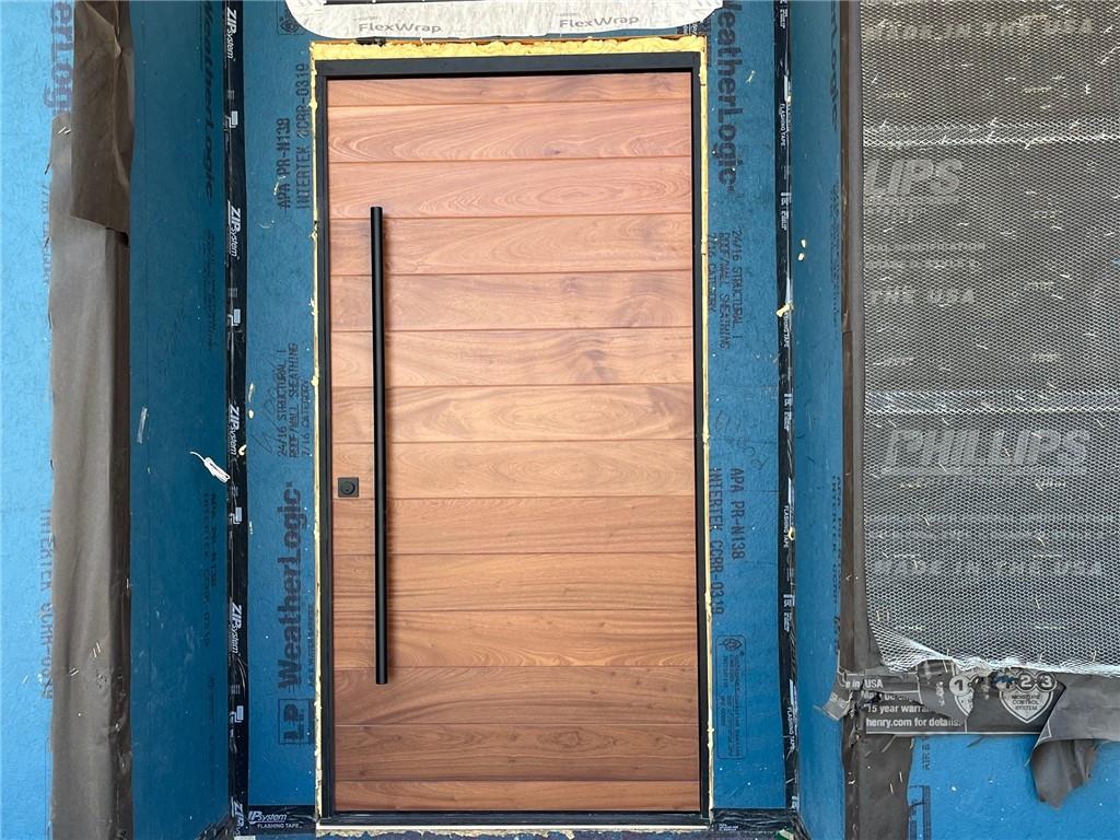 Homes for sale in Lenexa, KS | 9410 Deer Run St, Lenexa, KS 66220 | MLS# 2546759