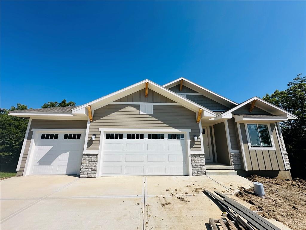 Homes for sale in Lone Jack, MO | 110 E Woodland Ave, Lone Jack, MO 64070 | MLS# 2547011