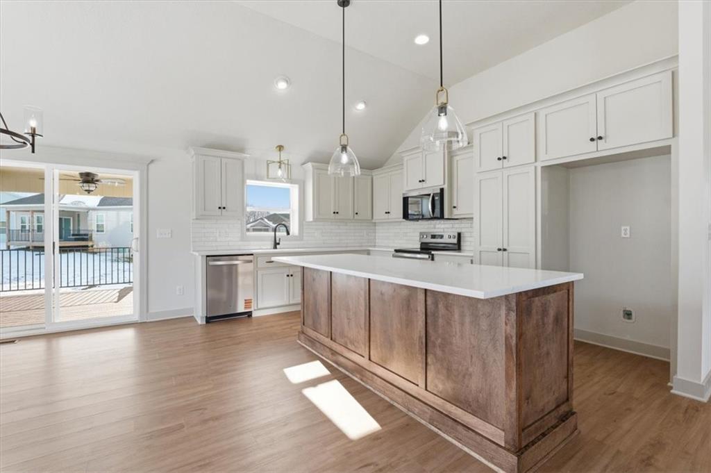 Homes for sale in Peculiar, MO | 22915 S Ridgeview Dr, Peculiar, MO 64078 | MLS# 2553438