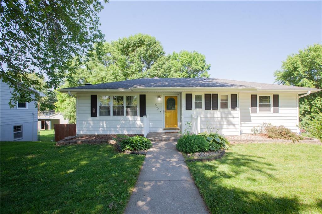 1st image of 5902 Pleasant Ave, Saint Joseph, MO 64503 | MLS# 2556614