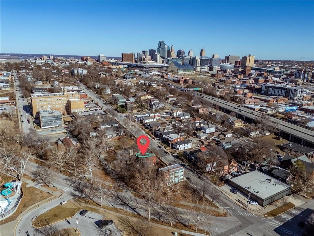 5th image of 2018-26 Summit St, Kansas City, MO 64108 | MLS# 2558077