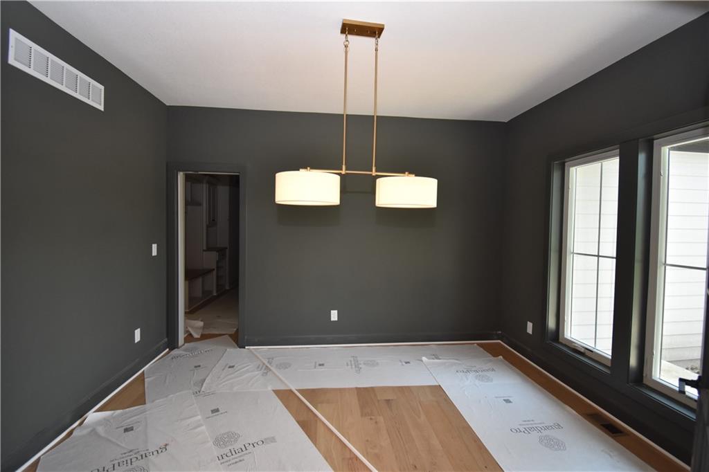 3rd image of 8376 Ne 77Th Ct, Kansas City, MO 64158 | MLS# 2558830