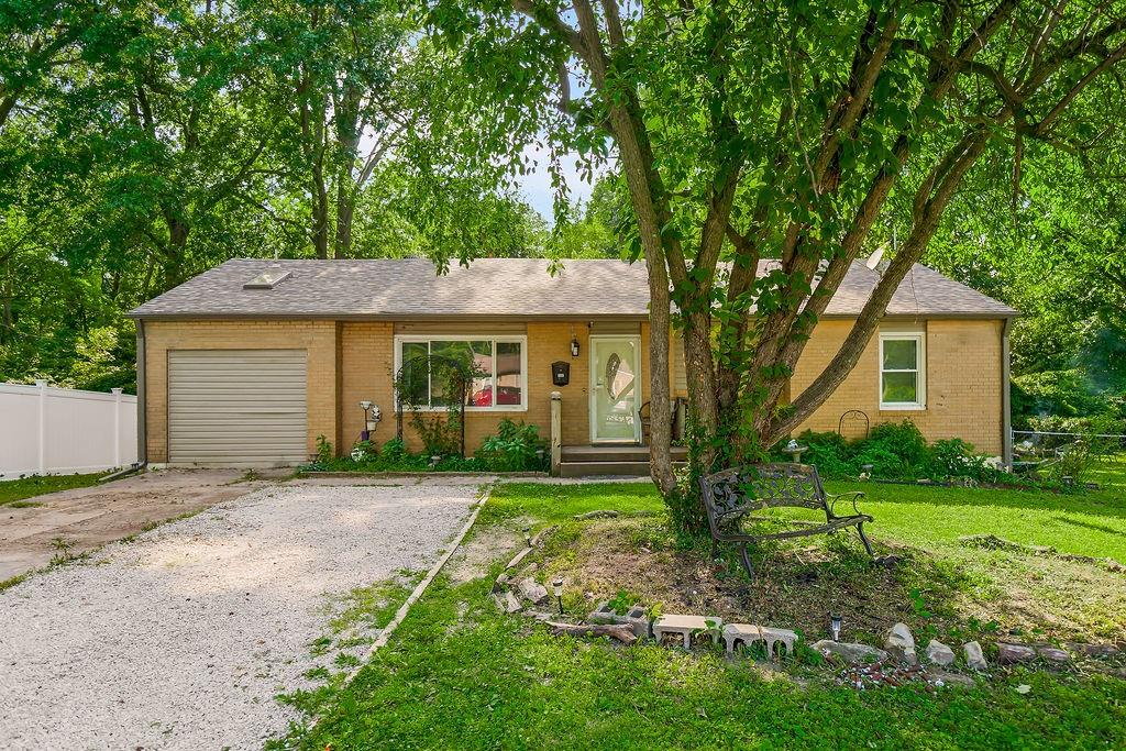 4th image of 3340 S Crisp Ave, Independence, MO 64052 | MLS# 2562451