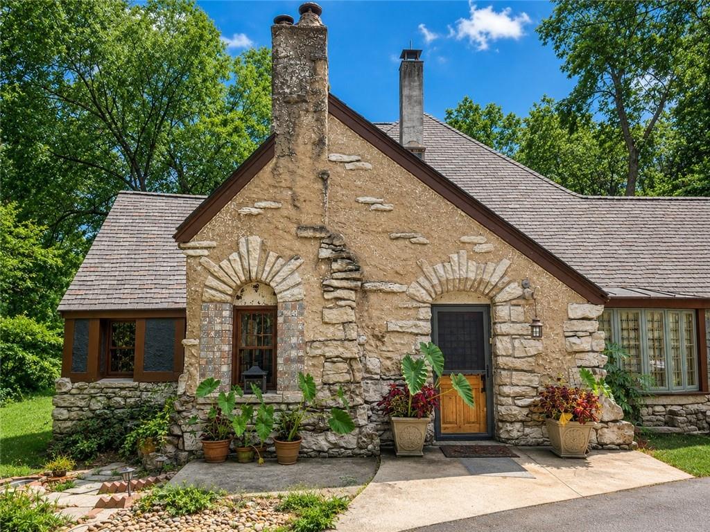 2nd image of 4101 E 100th Ter, Kansas City, MO 64137 | MLS# 2563208