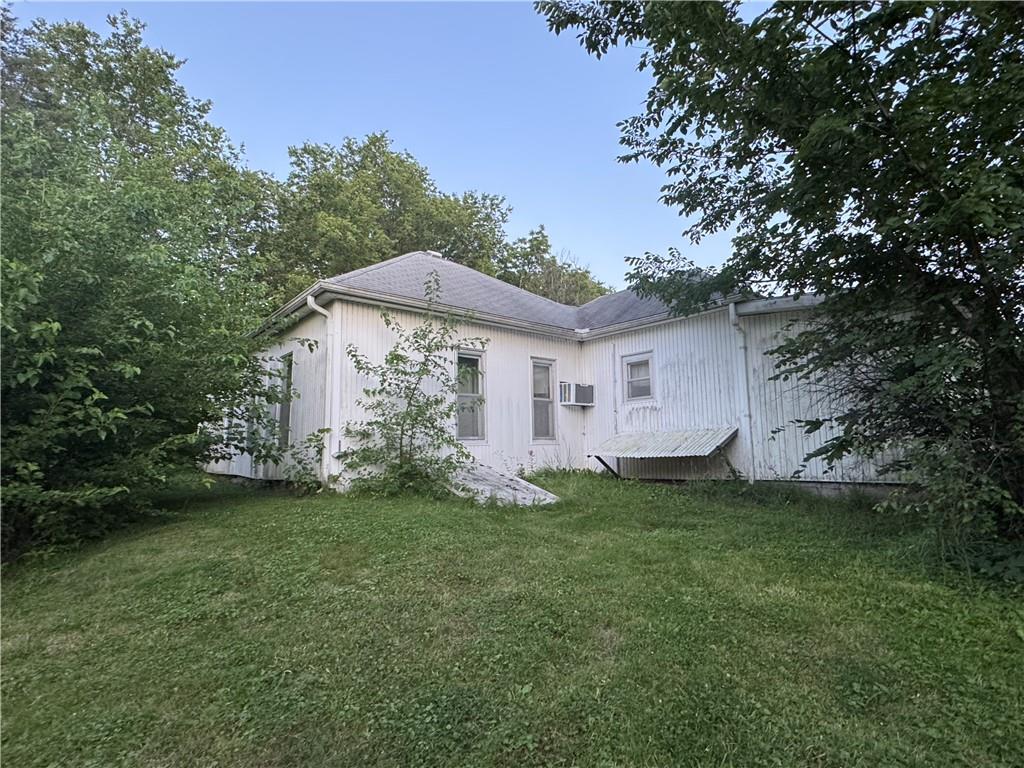 Homes for sale in Burlington Junction, MO | 121 E 8Th St, Burlington Junction, MO 64428 | MLS# 2563238