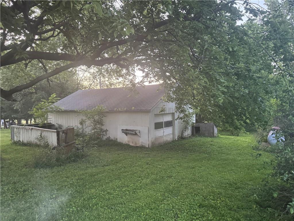 Homes for sale in Burlington Junction, MO | 121 E 8Th St, Burlington Junction, MO 64428 | MLS# 2563238