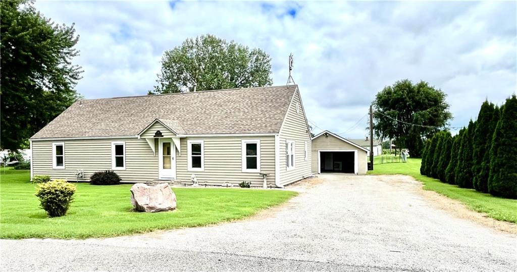 Homes for sale in Elwood, KS | 301 S 8Th St, Elwood, KS 66024 | MLS# 2566639