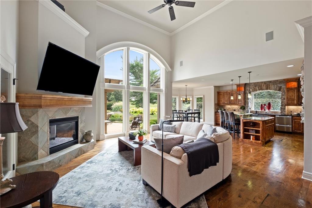 Homes for sale in Loch Lloyd, MO | 16813 Highland Ridge Dr, Loch Lloyd, MO 64012 | MLS# 2568098