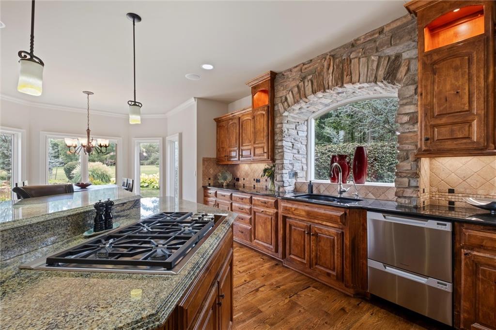 Homes for sale in Loch Lloyd, MO | 16813 Highland Ridge Dr, Loch Lloyd, MO 64012 | MLS# 2568098