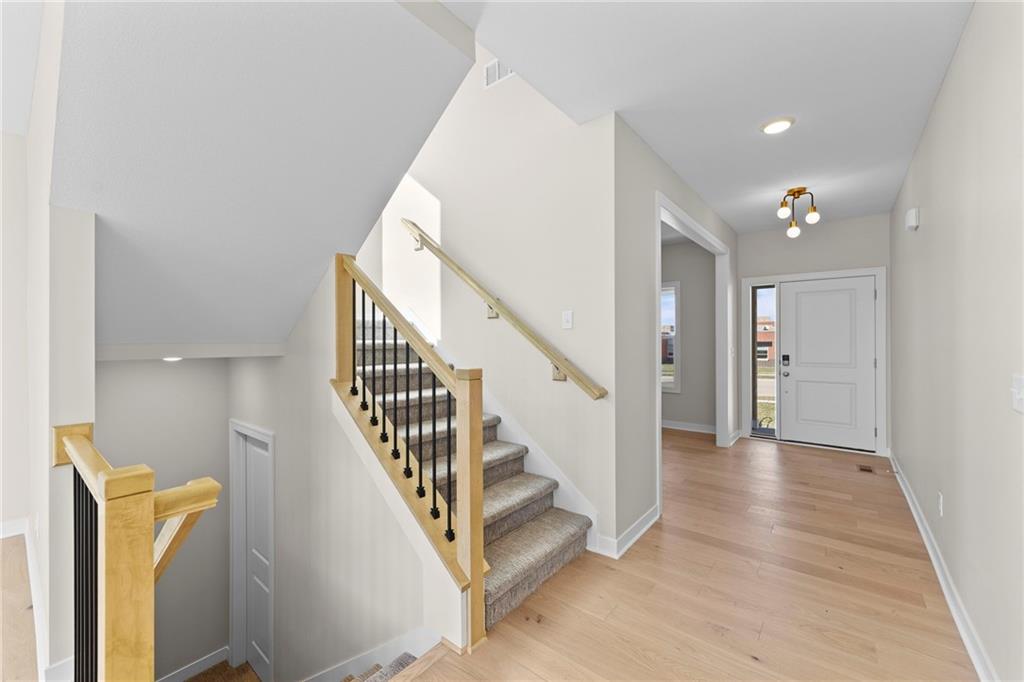 5th image of 18681 W 193Rd St, Spring Hill, KS 66083 | MLS# 2571391